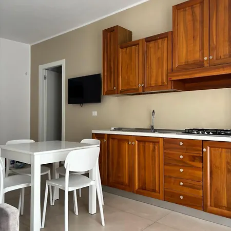 Apartment Fm *